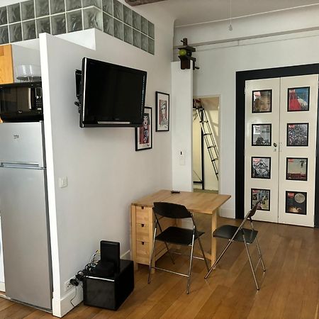 2 Bedroom Funky Apartment In The Heart Of The Old Town Of Antibes Esterno foto