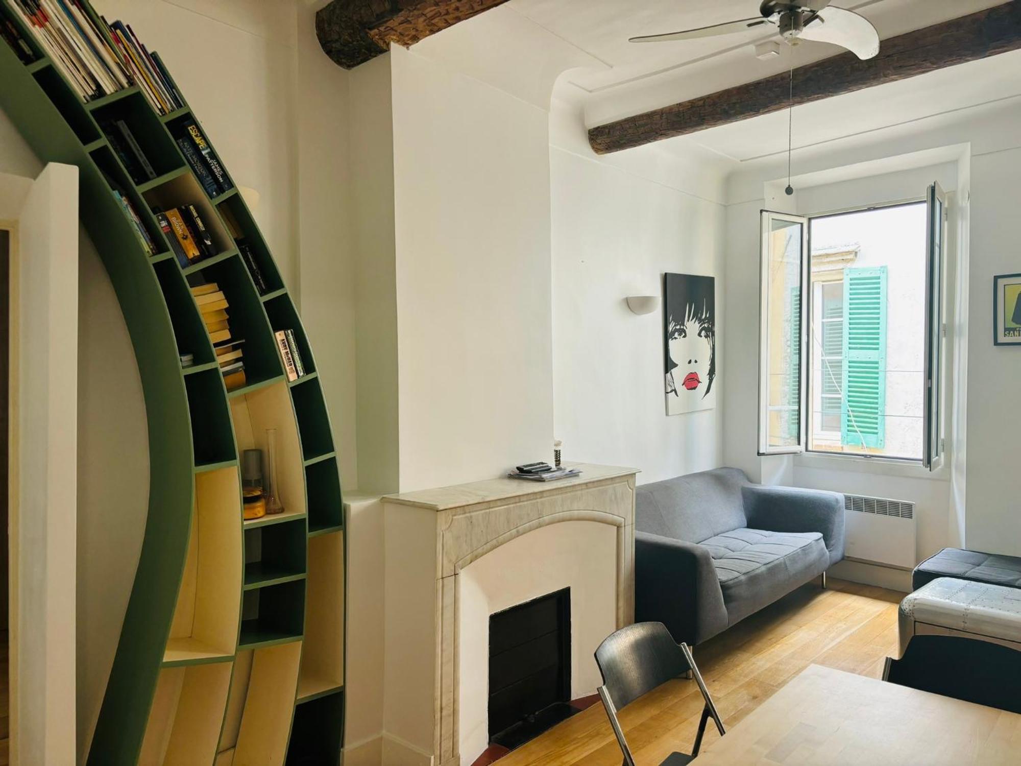 2 Bedroom Funky Apartment In The Heart Of The Old Town Of Antibes Esterno foto